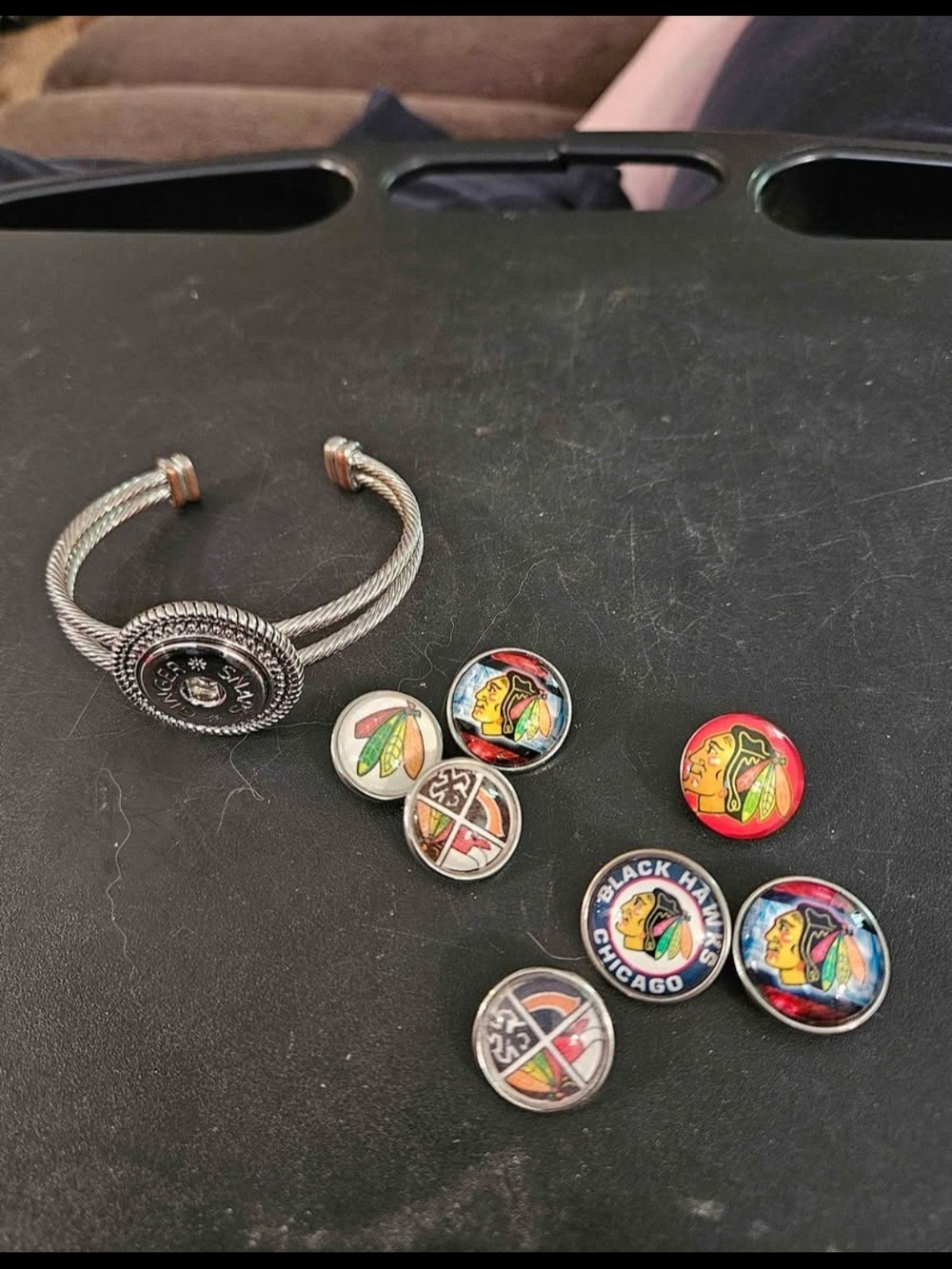 Chicago Blackhawks Ginger Snap lot & bracelet